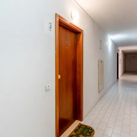 Bright 1bdr With Sea View By Lovelystay Armação de Pêra