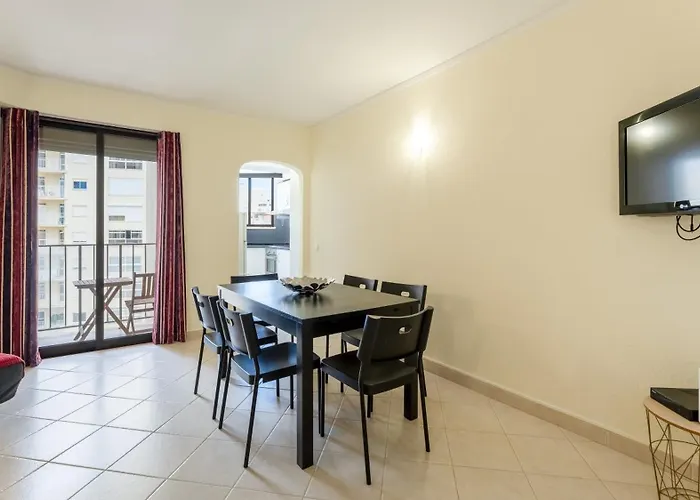 Bright 1bdr With Sea View By Lovelystay 아파트