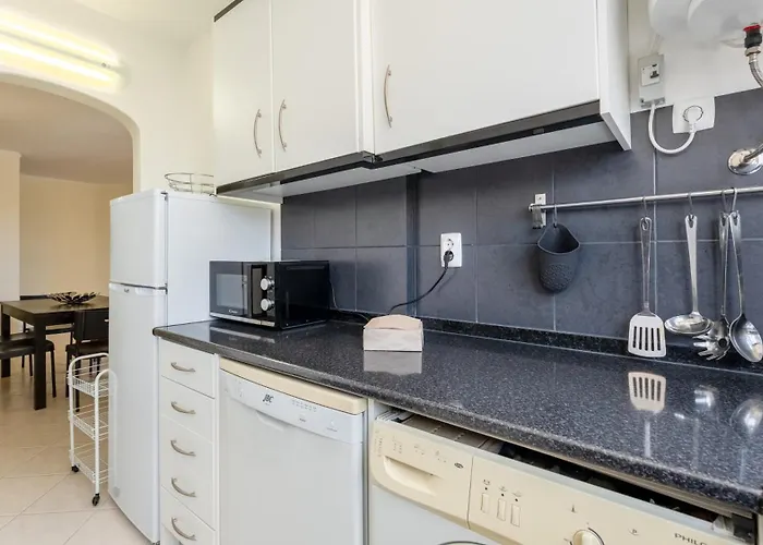 Bright 1bdr With Sea View By Lovelystay 아파트 *