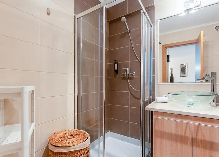 公寓 Bright 1bdr With Sea View By Lovelystay